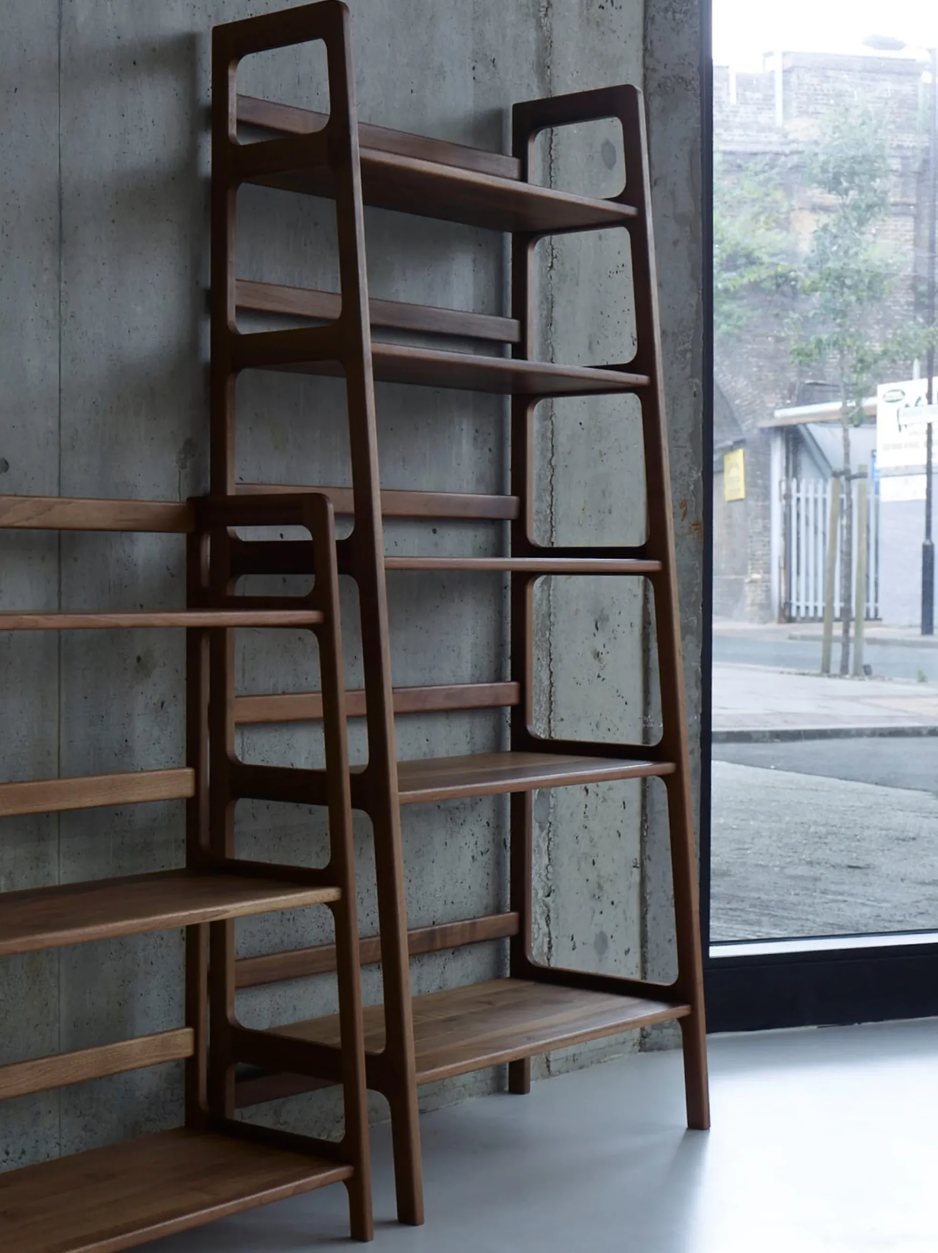 Agnes Shelving High – Walnut
