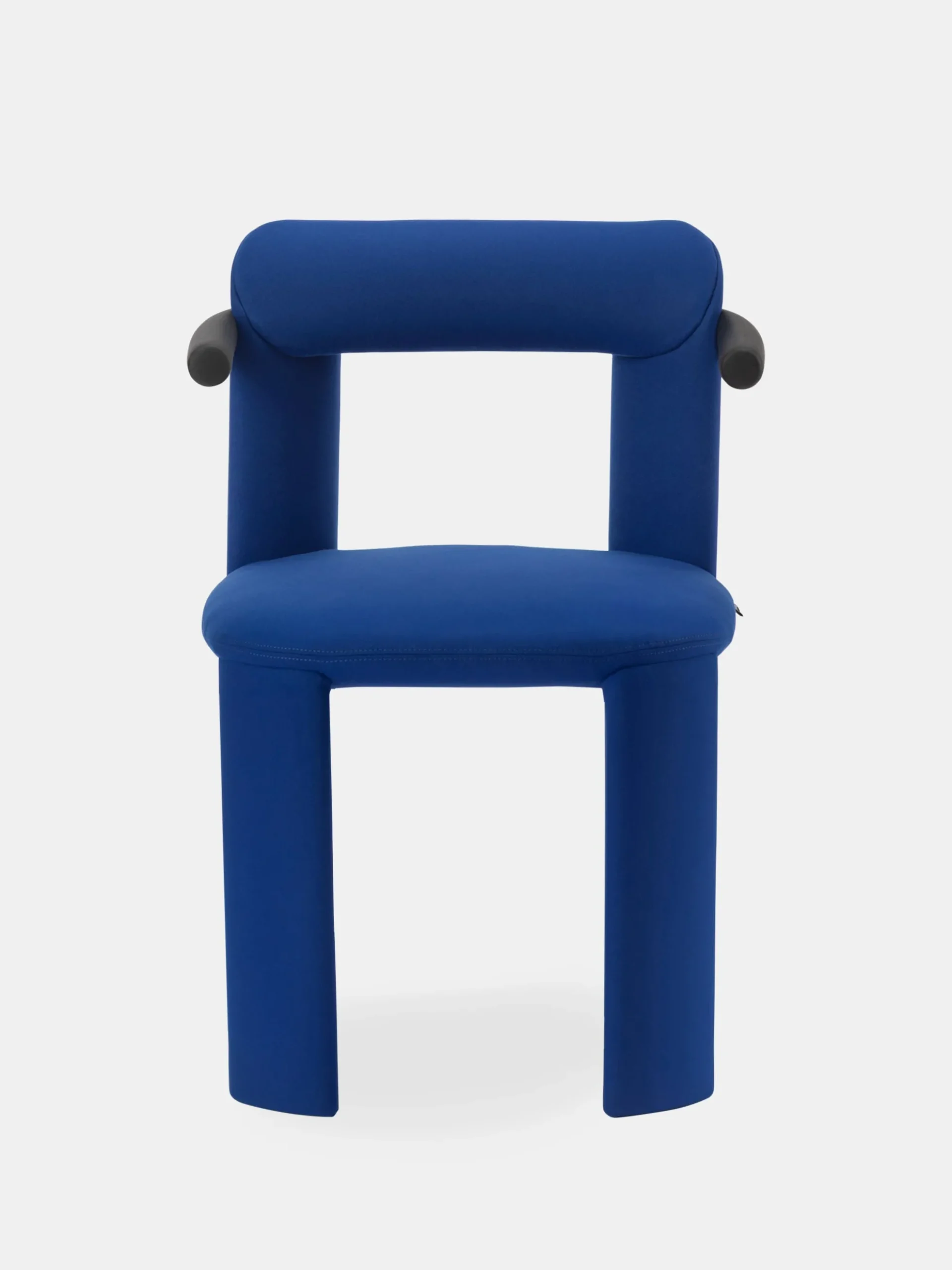 Amia Chair
