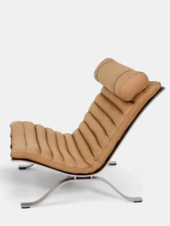Ari Armchair