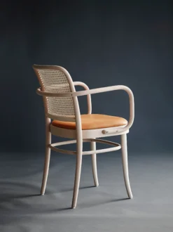 Armchair No 811 – Raw – Tärnsjö Leather