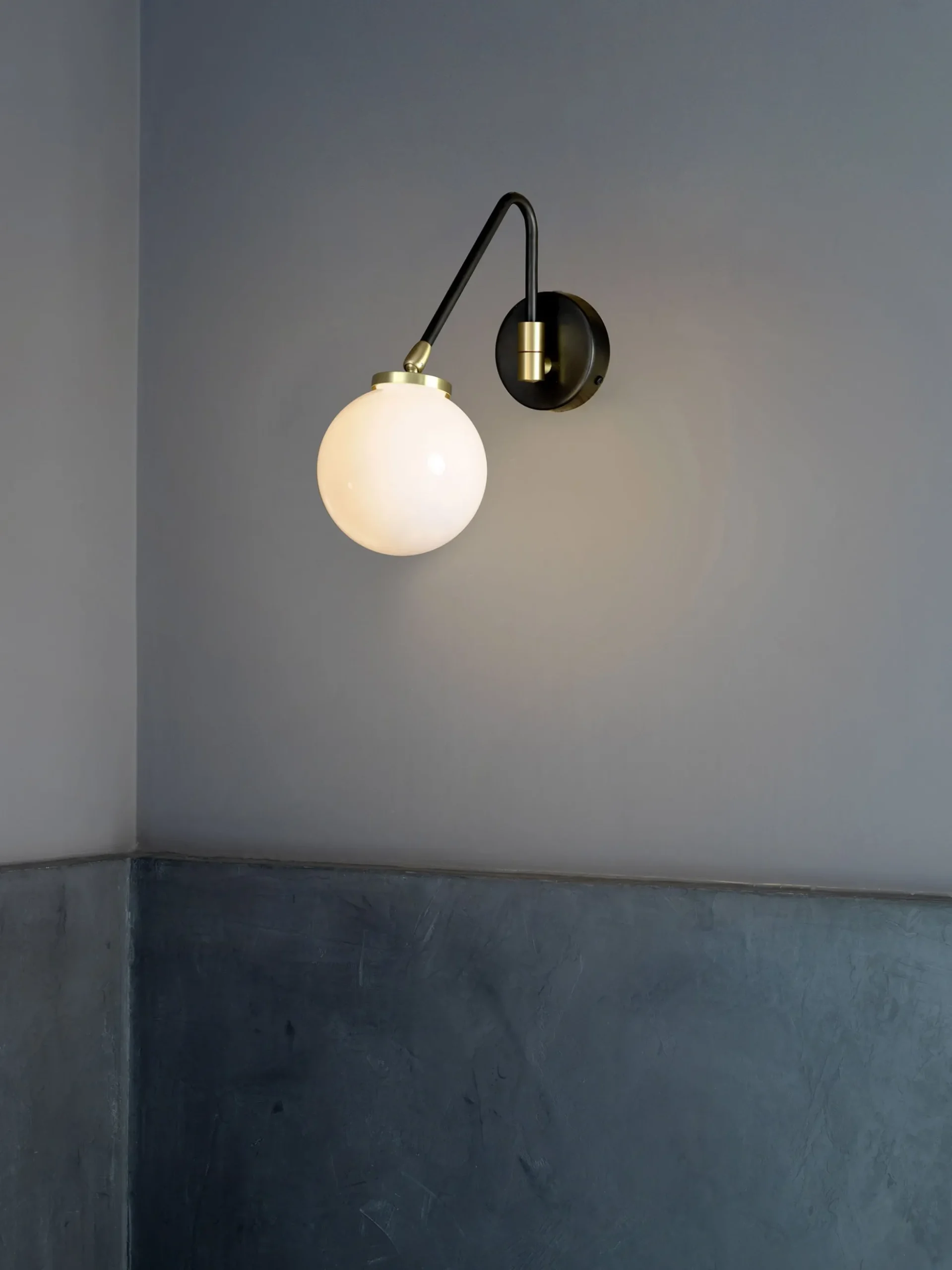 Array Single Opal Wall Lamp