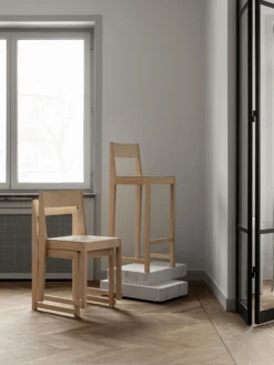 Bar Chair 01