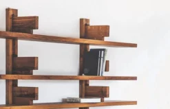 B17 Bookshelf