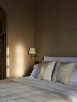 BC2 Wall Lamp