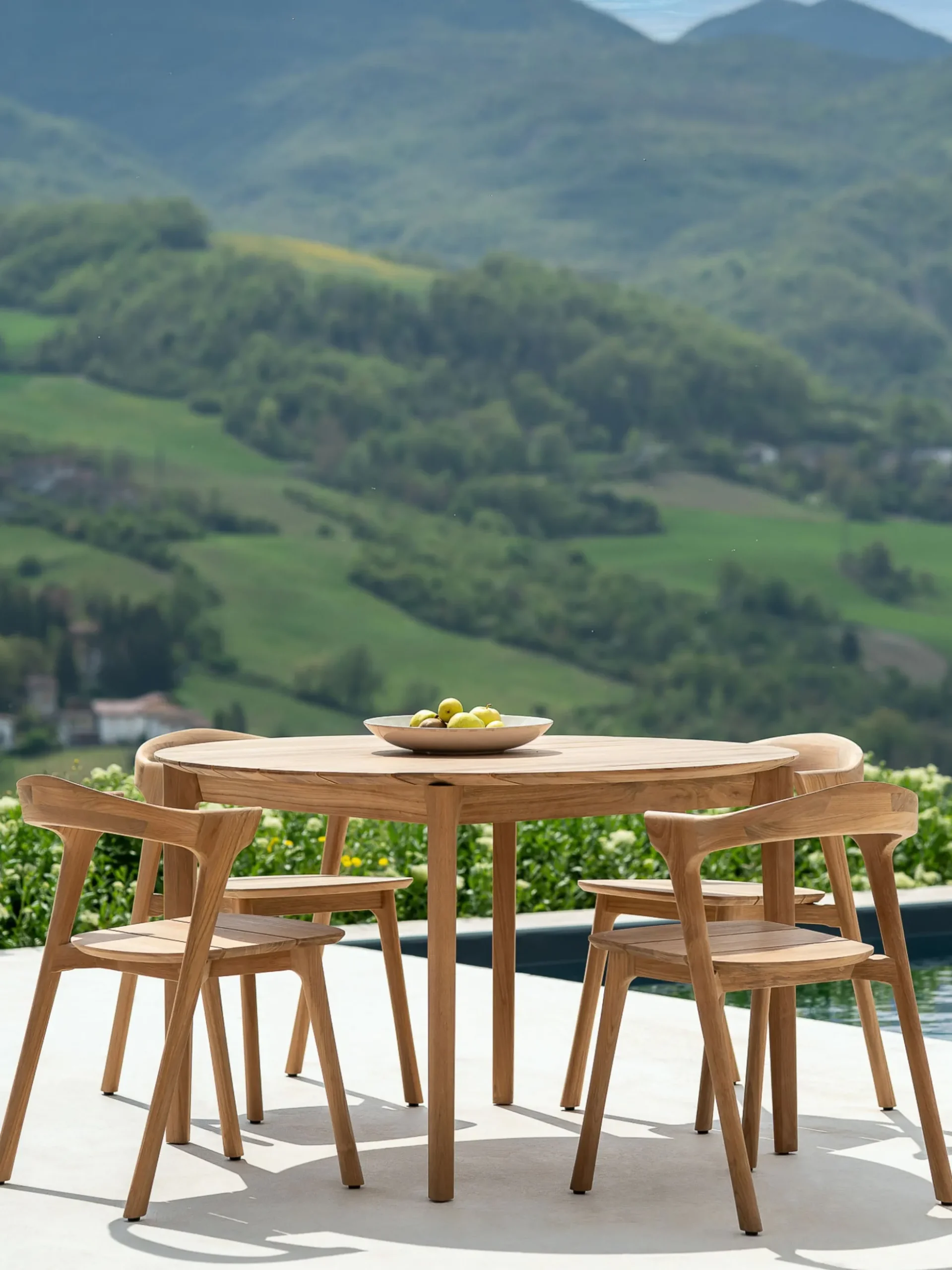 Bok Outdoor Dining Table Round - Teak - 125 cm