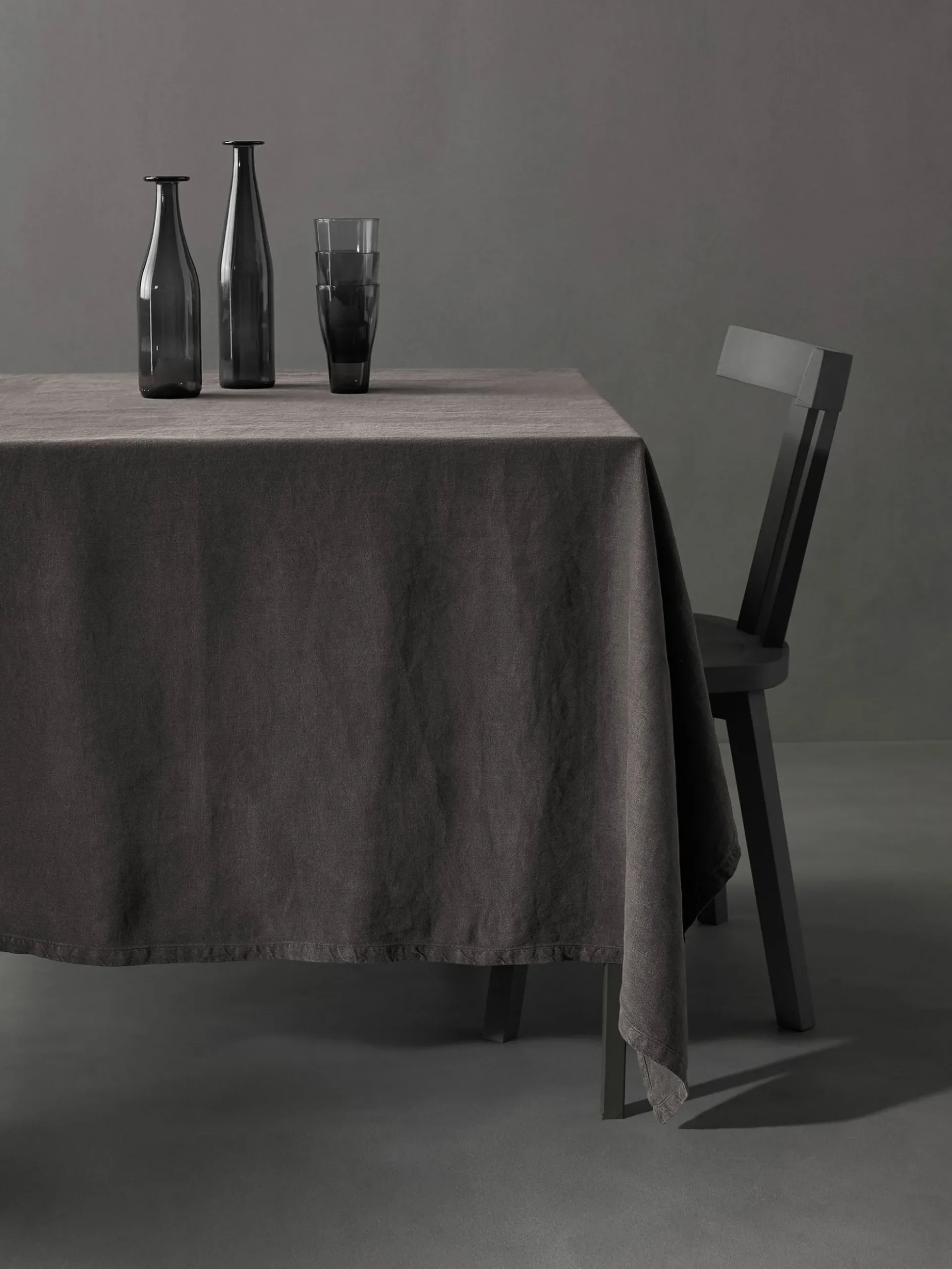 Bon Table Cloth - Fumo
