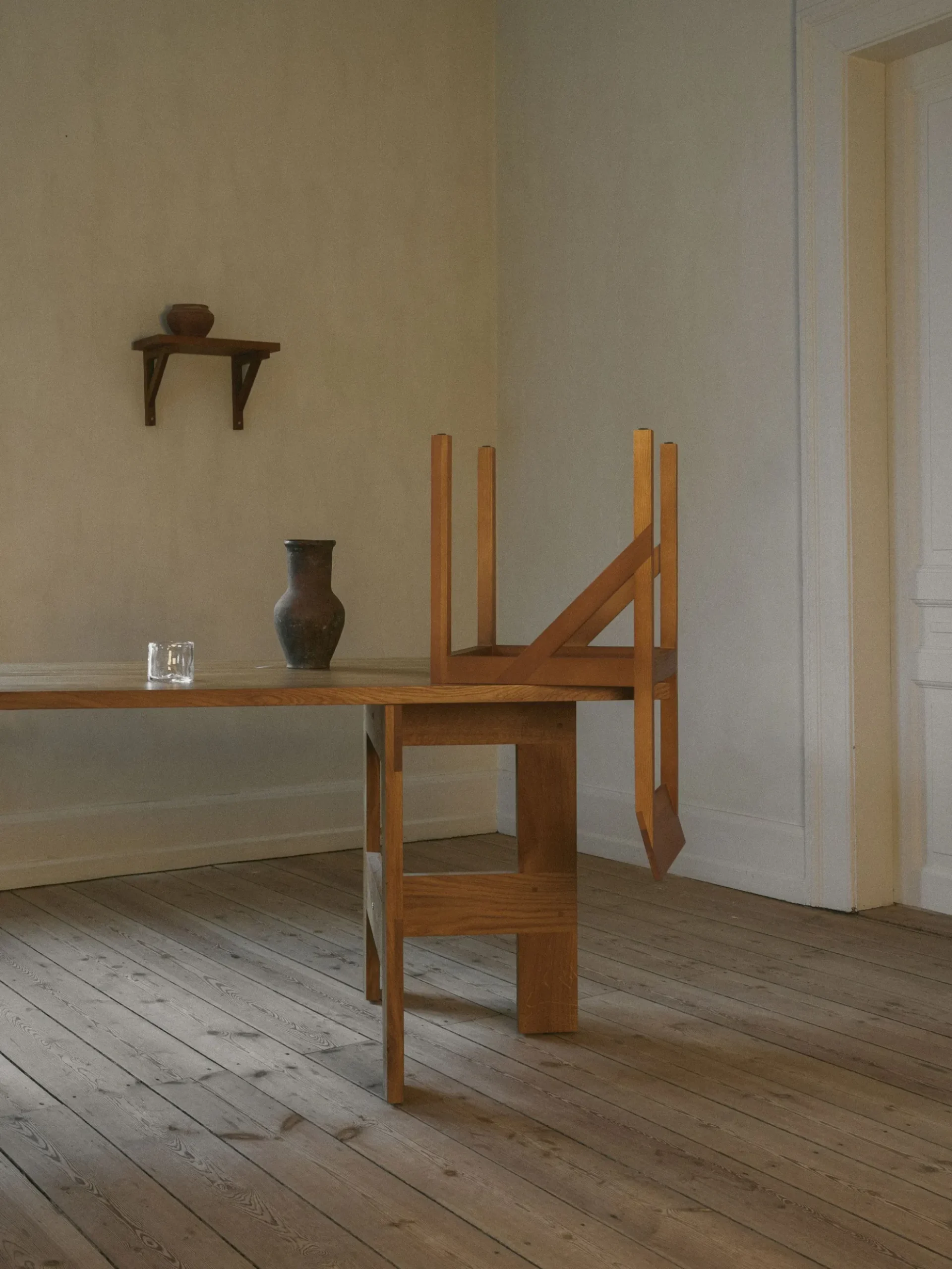 Bracket Chair