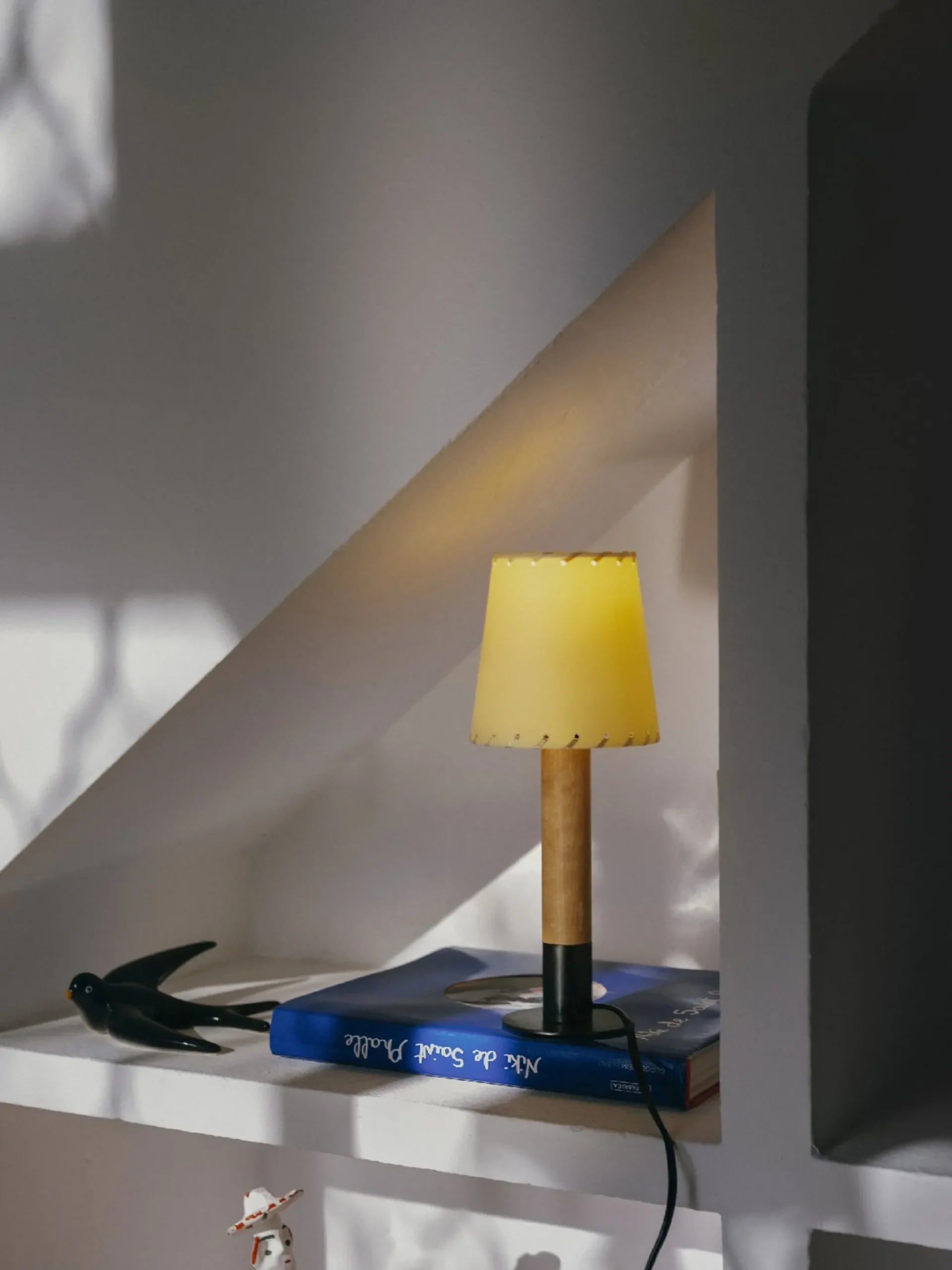 Básica Mínima - Table Lamp