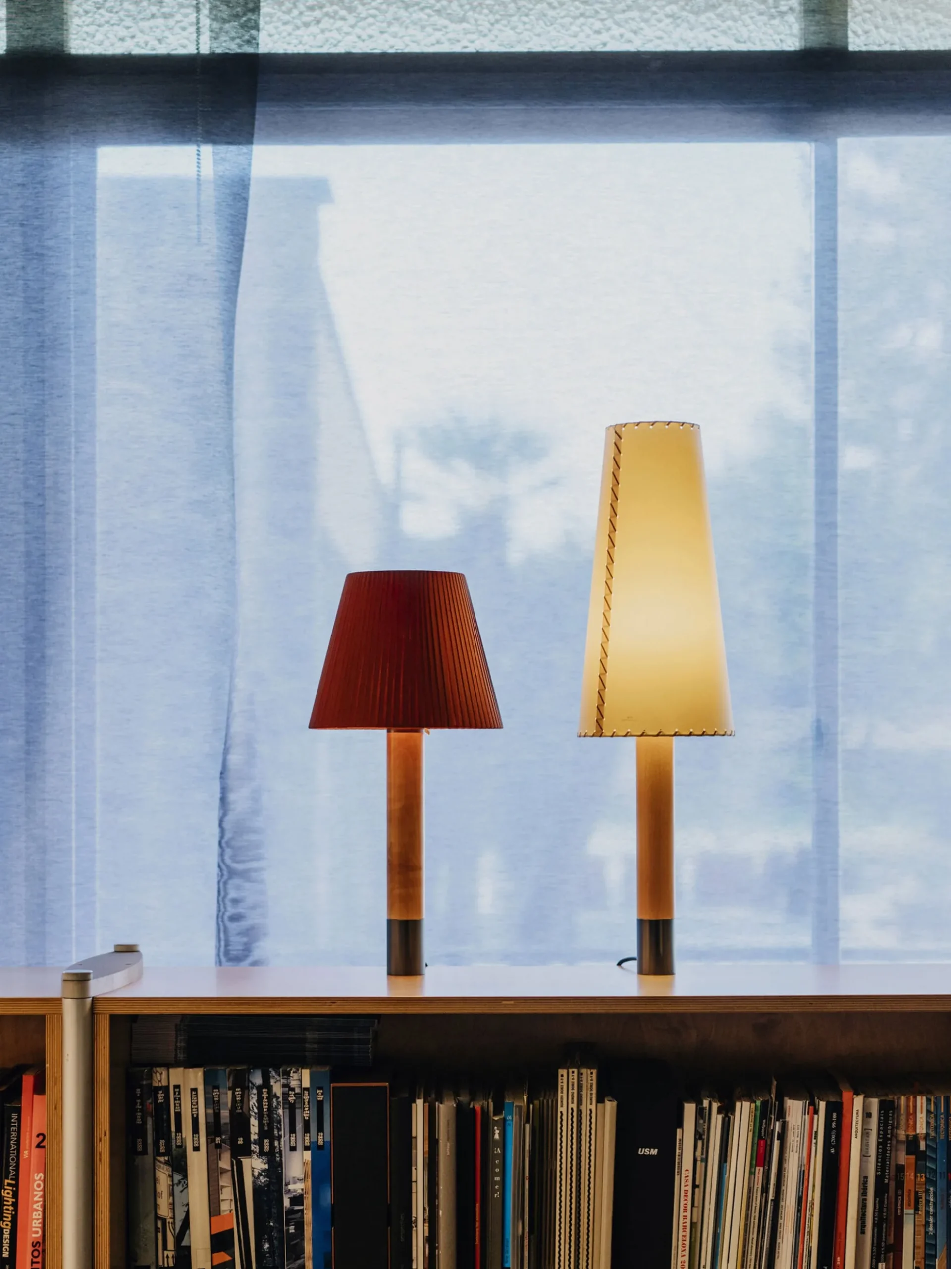 Básica M1 - Table Lamp