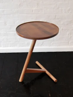 Calvo Side Table – Walnut