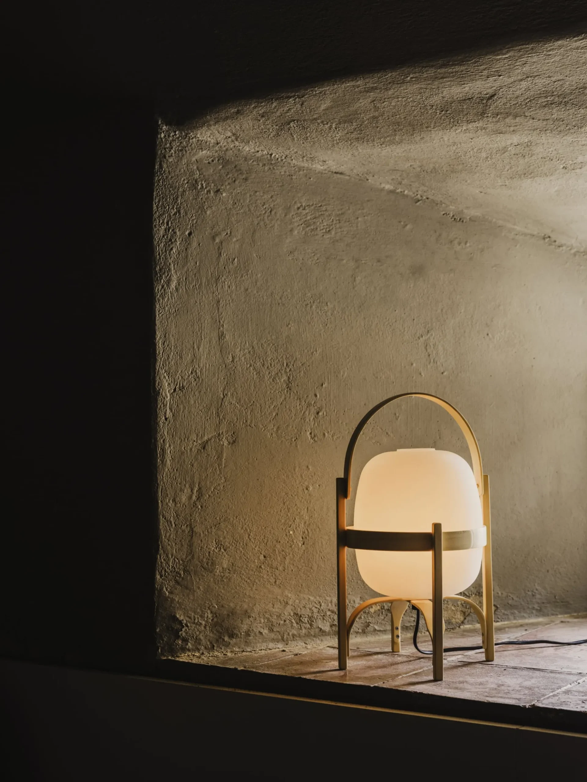 Cestita - Table Lamp