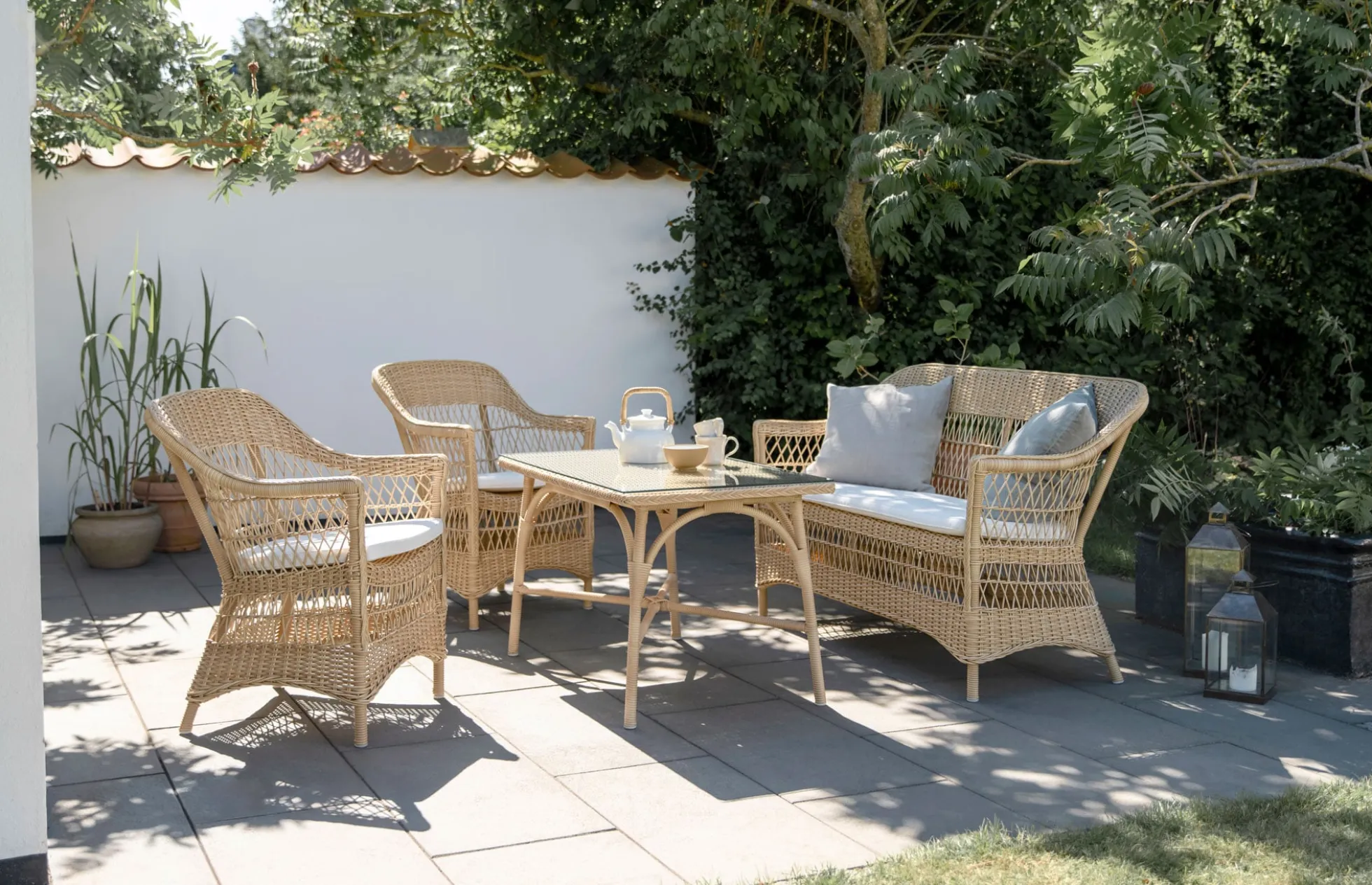 Charlot Exterior Sofa - 134 cm