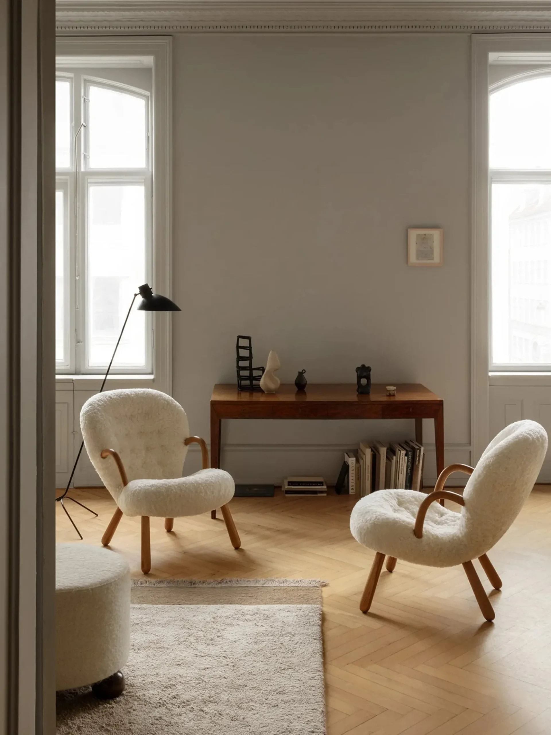 Clam Chair