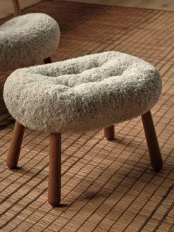 Clam Stool