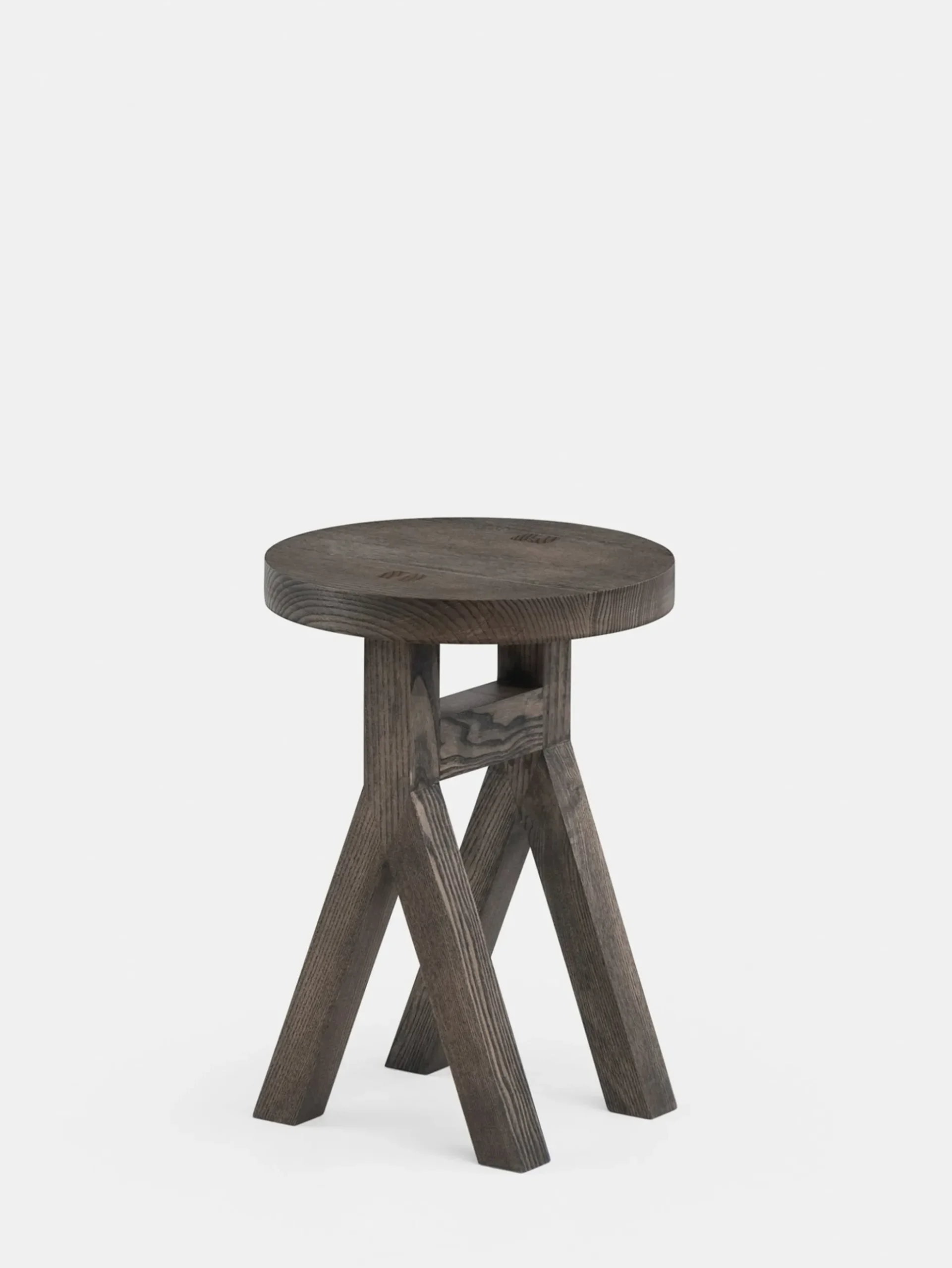 Commune Stool
