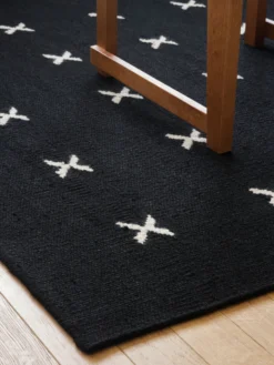Cross - Black/Cream