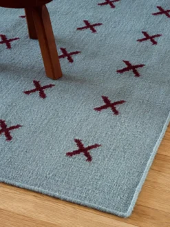 Cross - Blue/Burgundy