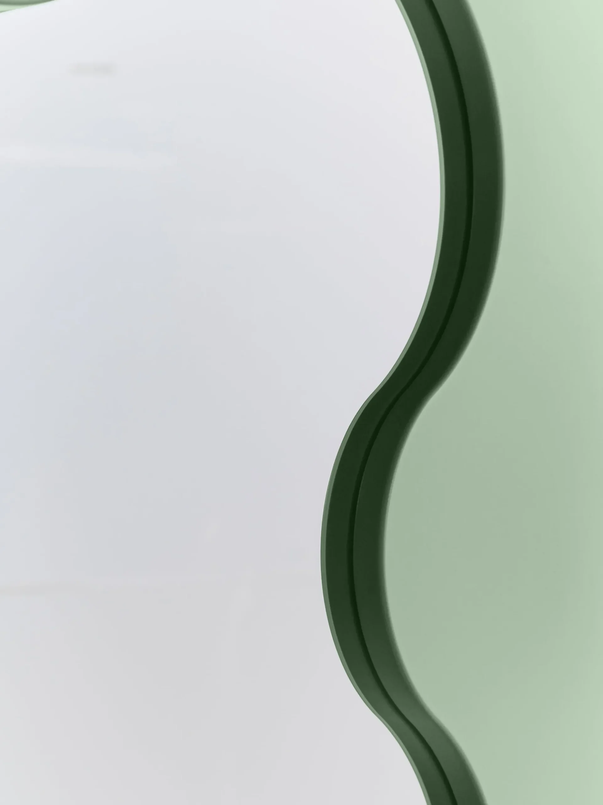 Curvy Mirror Mini - Green