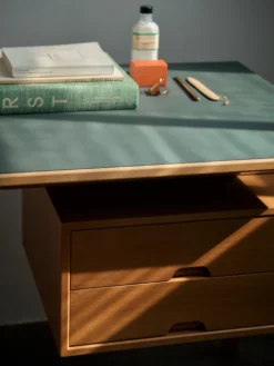 Daystak Desk RD3