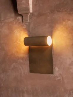 Doric Wall Lamp
