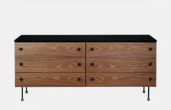62 Dresser