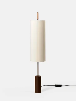 Dórica Floor Lamp