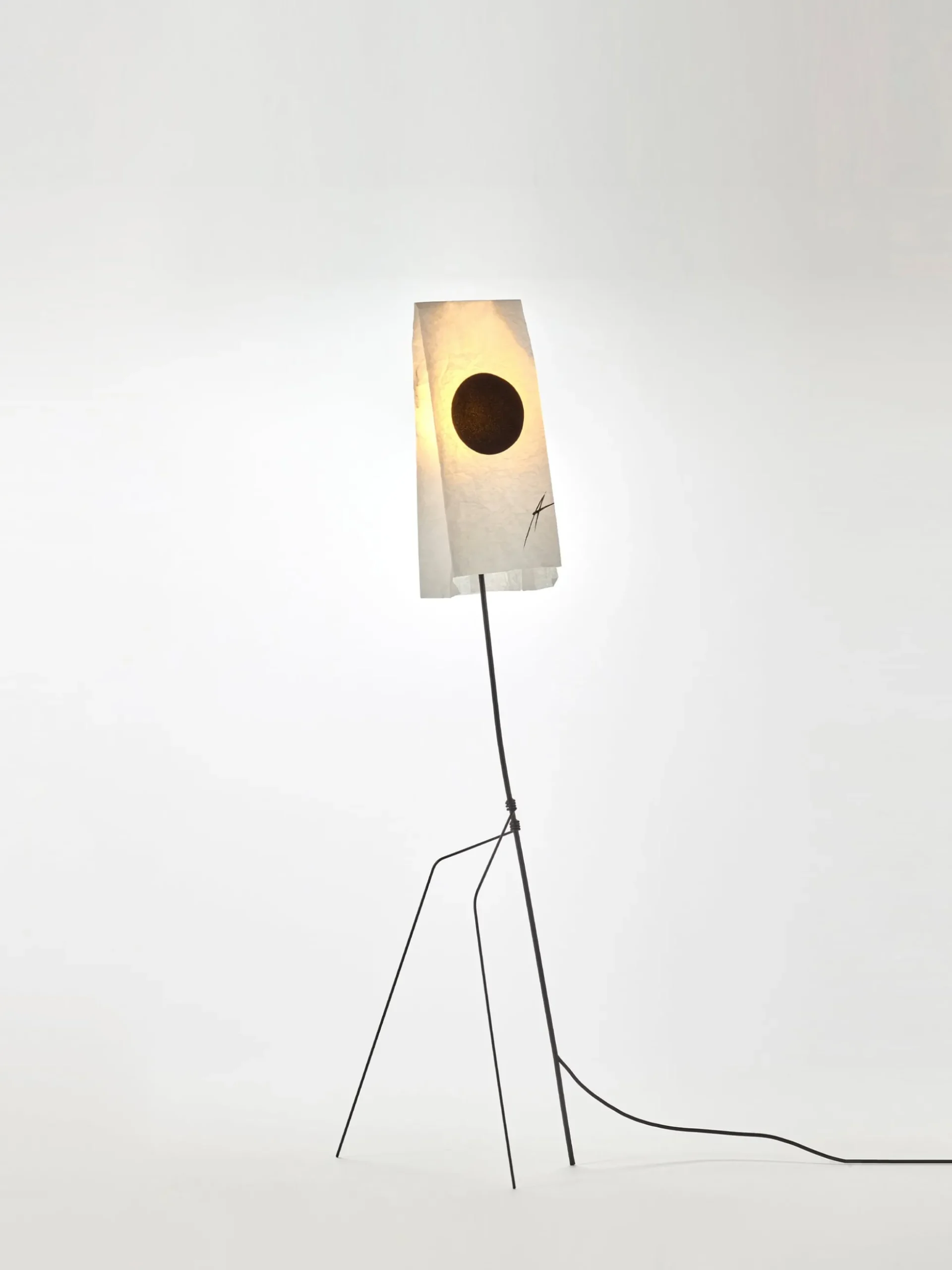 EO Table Lamp - Black - White