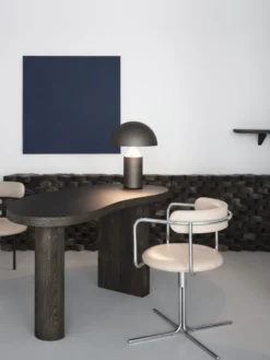 FF Swivel Chair