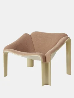 F300 Lounge Chair