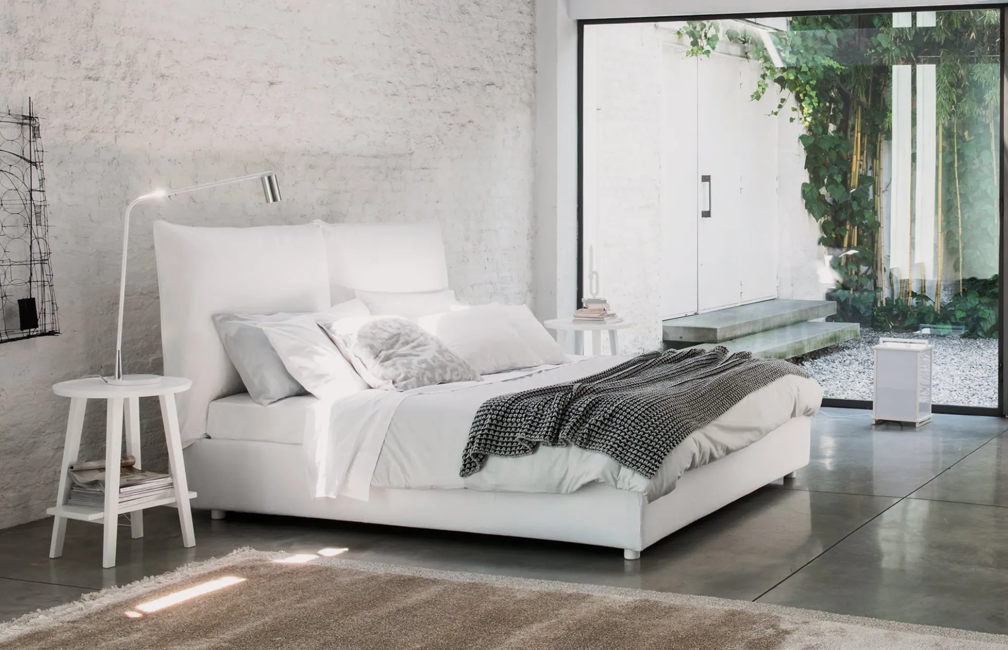 Fly Bed Frame 180 cm