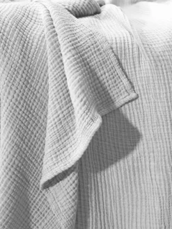 Free New Bed Cover 240x260 01 Bianco