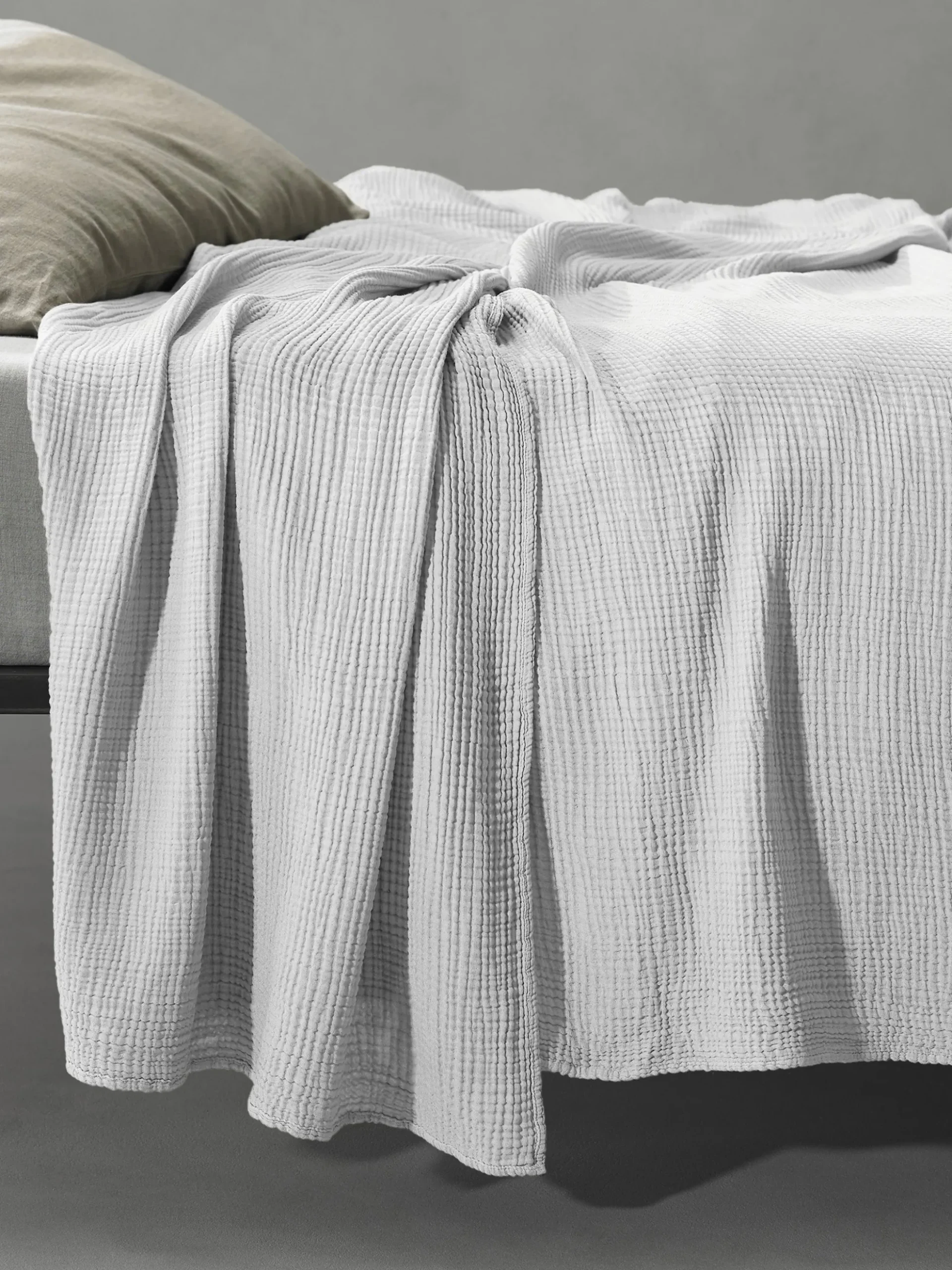 Free New Bed Cover 240x260 01 Bianco