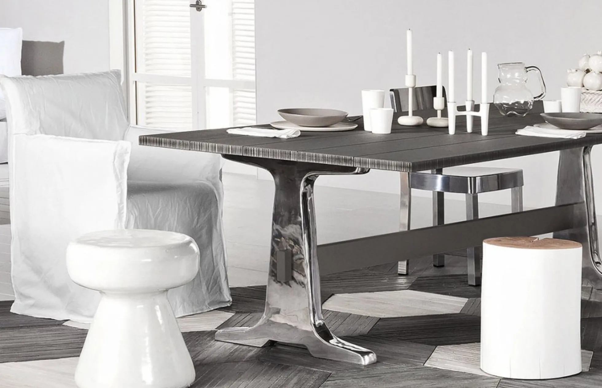 Ghost 25 Armchair – Category B