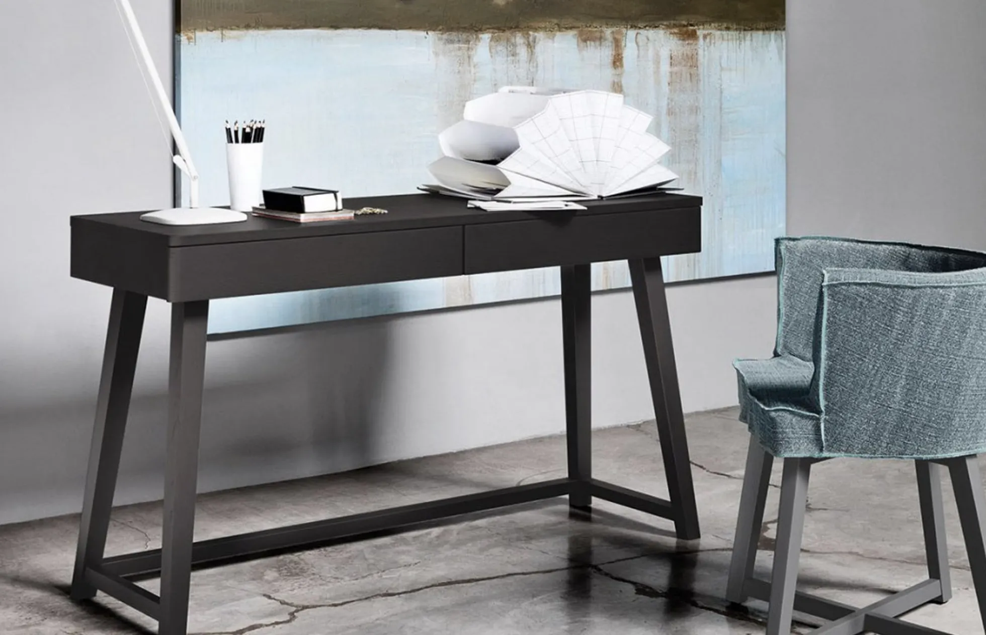 Gray 50 Writing Desk – Black