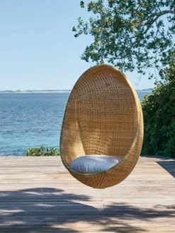 Hanging Egg Exterior Chair
