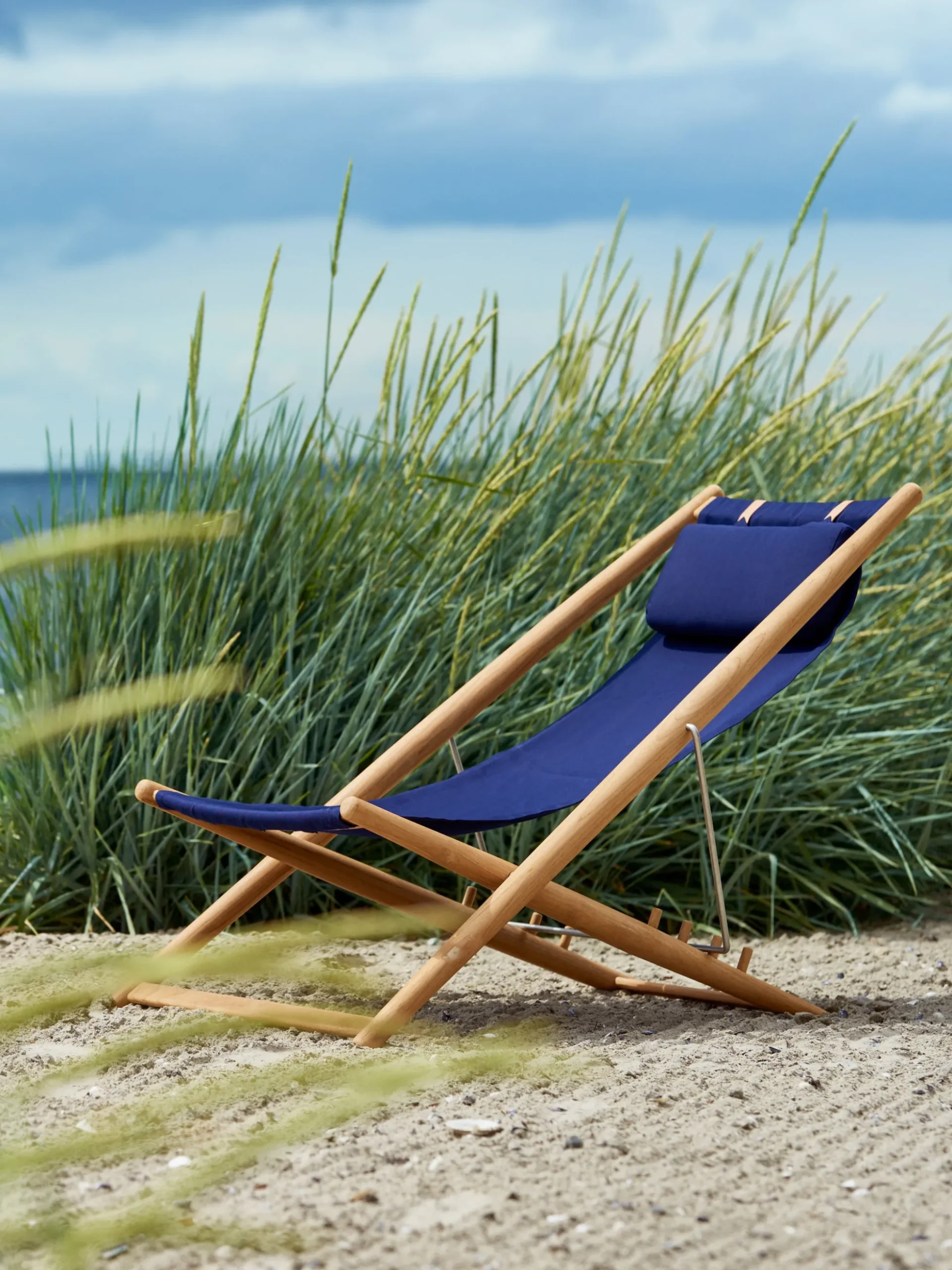 H55 Lounge Chair