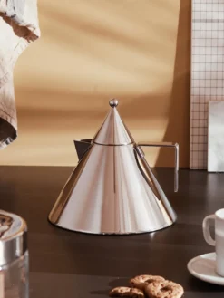 Il Conico Water Kettle