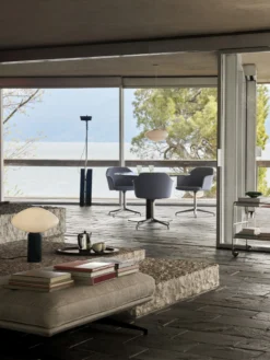 Inland AV32 Pouf