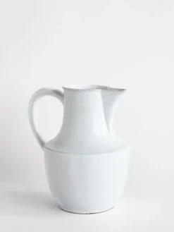 Istanbul Pitcher
