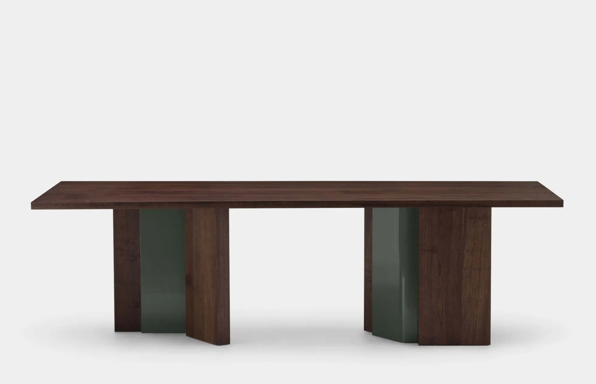 Izar Dining Table