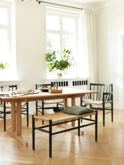 J83B Bench