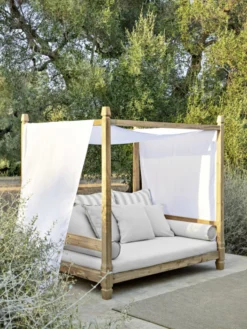 Jeko 07 Canopy Sofa - Aspen 03