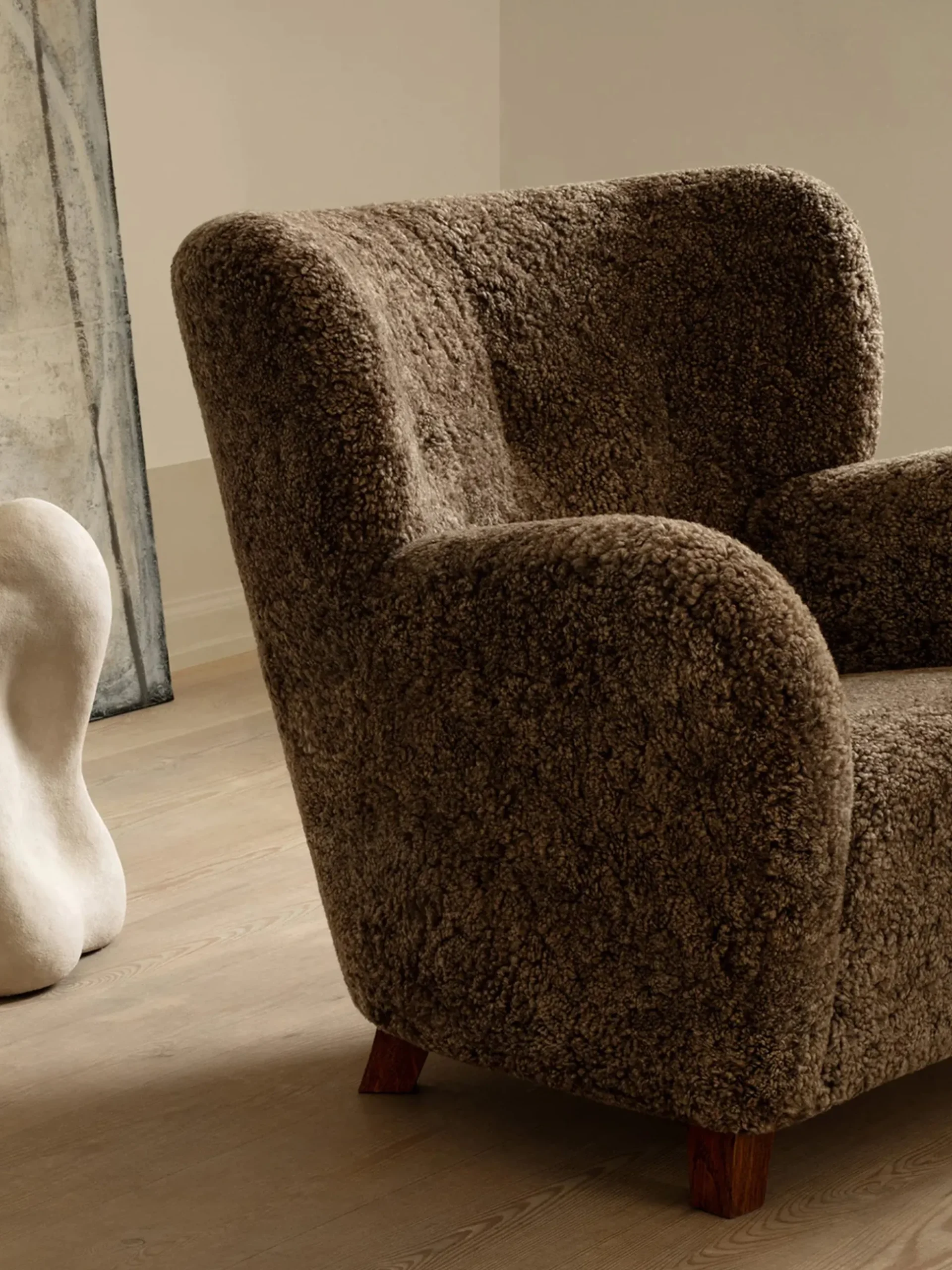 Karu Chair