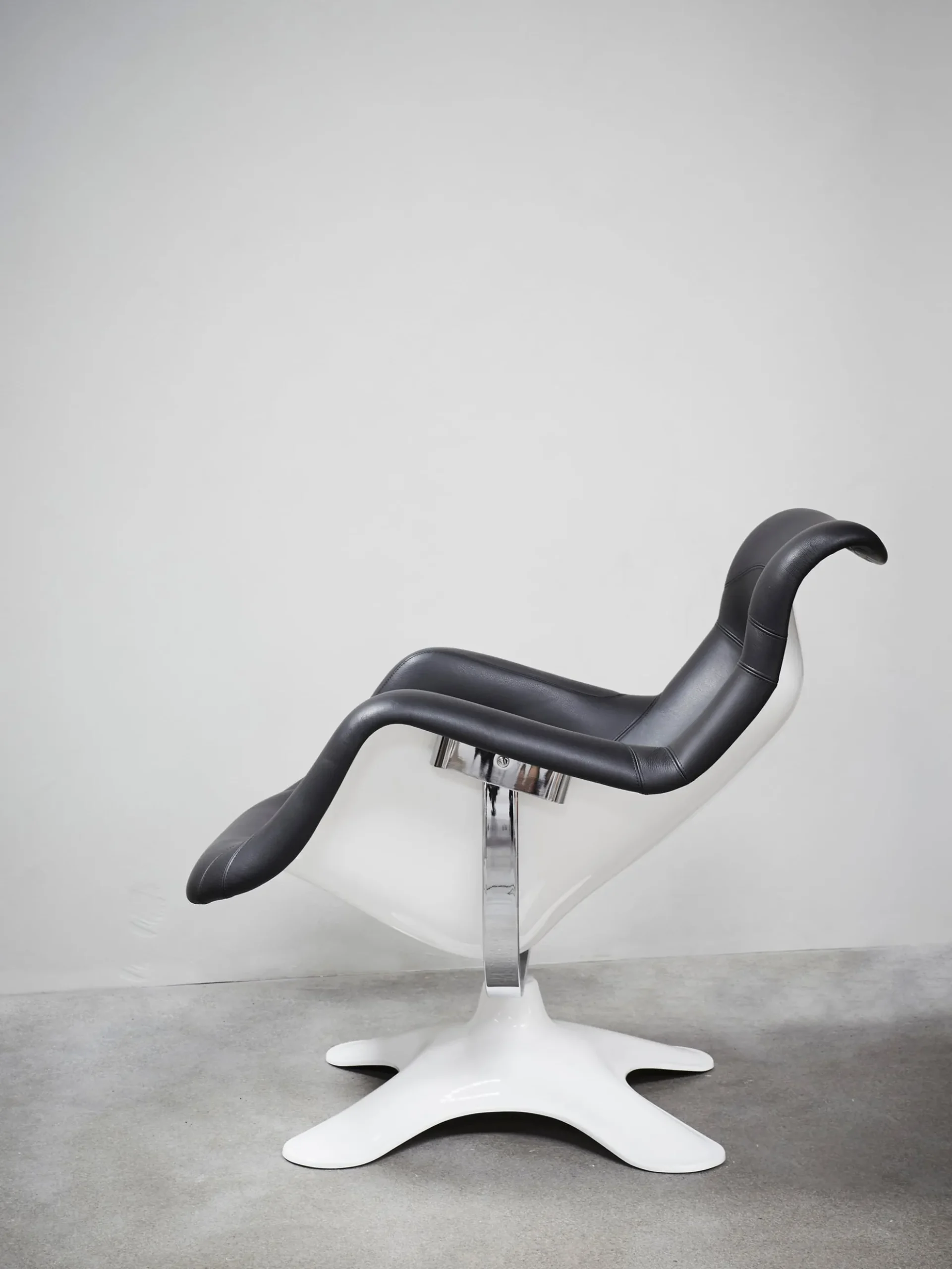 Karuselli Lounge Chair