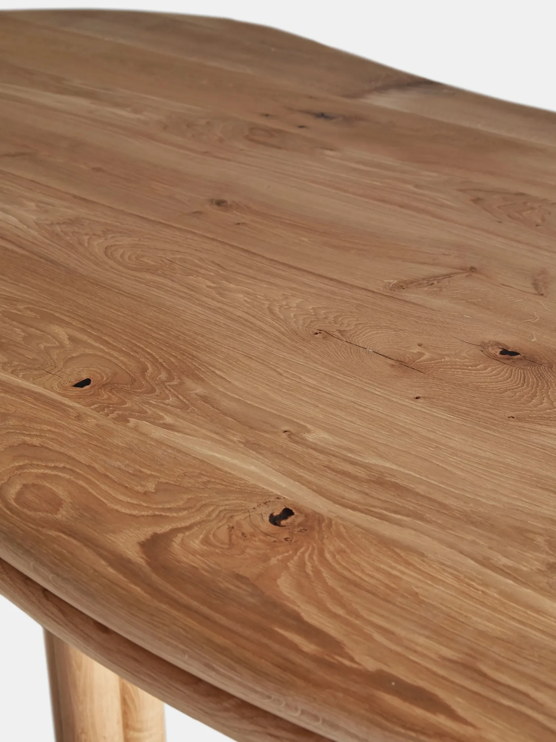 Klodd Dining Table