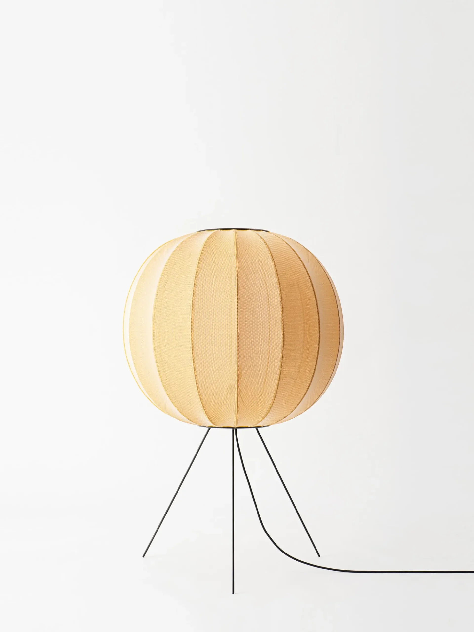 Knit-Wit Round Floor Lamp 60