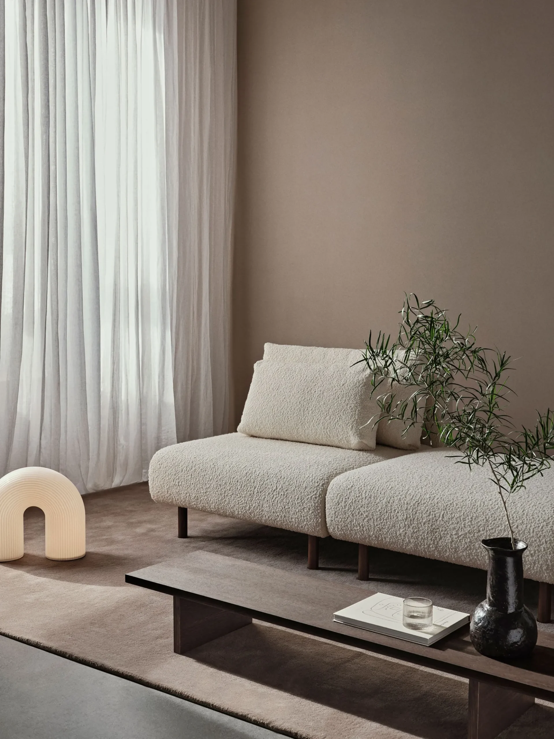 Kona Display Table