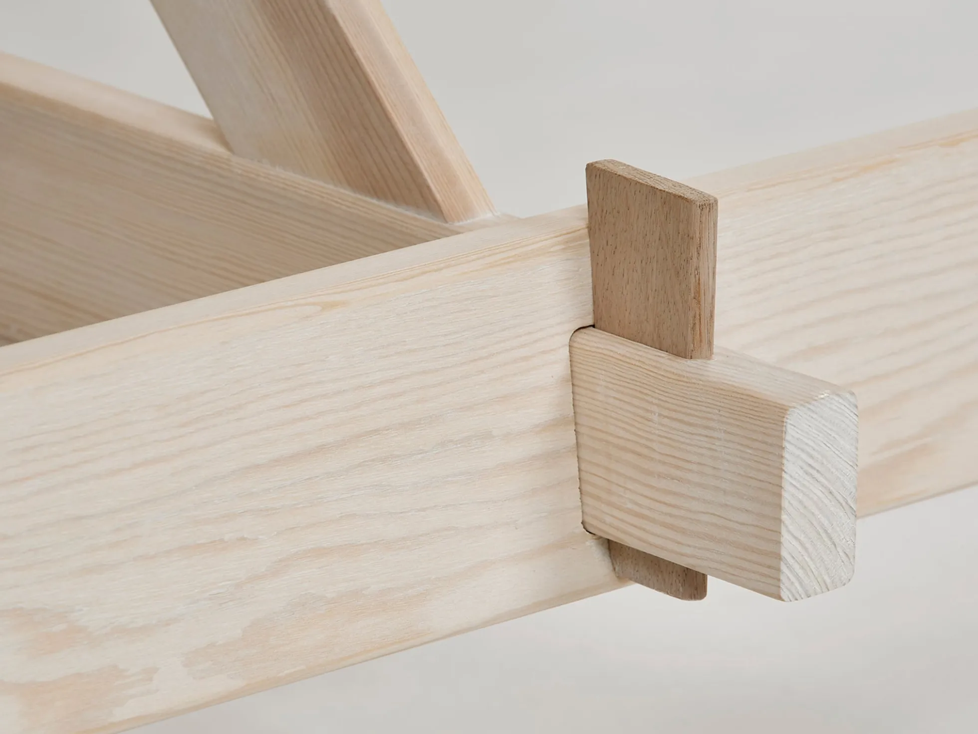 Landala Bench - Pine
