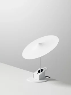 Île w153 Table Lamp