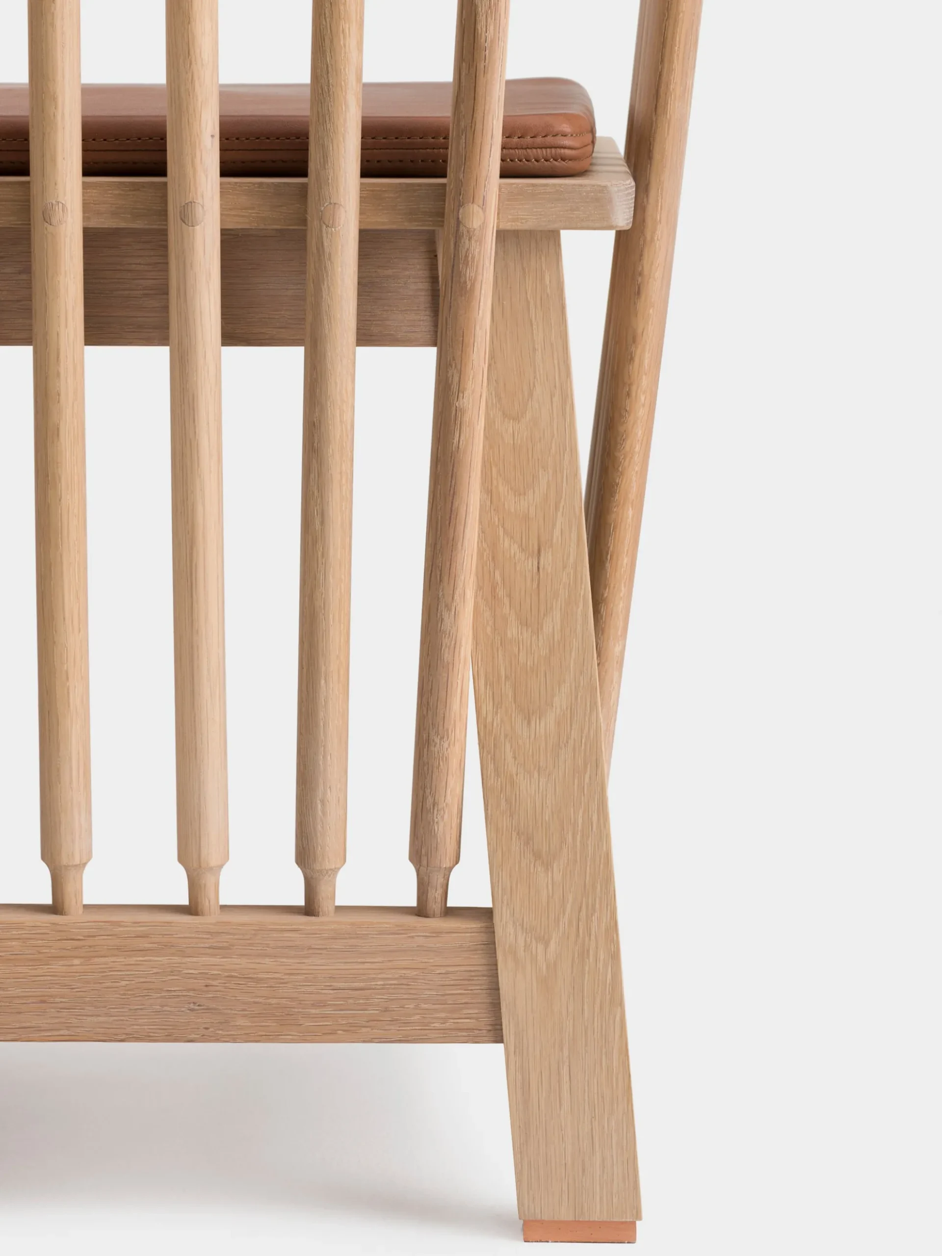 Low Settle Bench